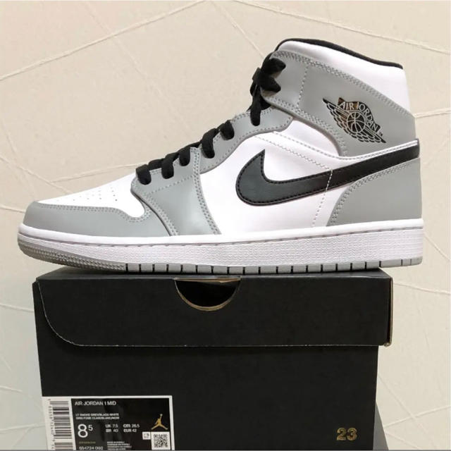 Nike Air Jordan 1 Mid Light Smoke Grey