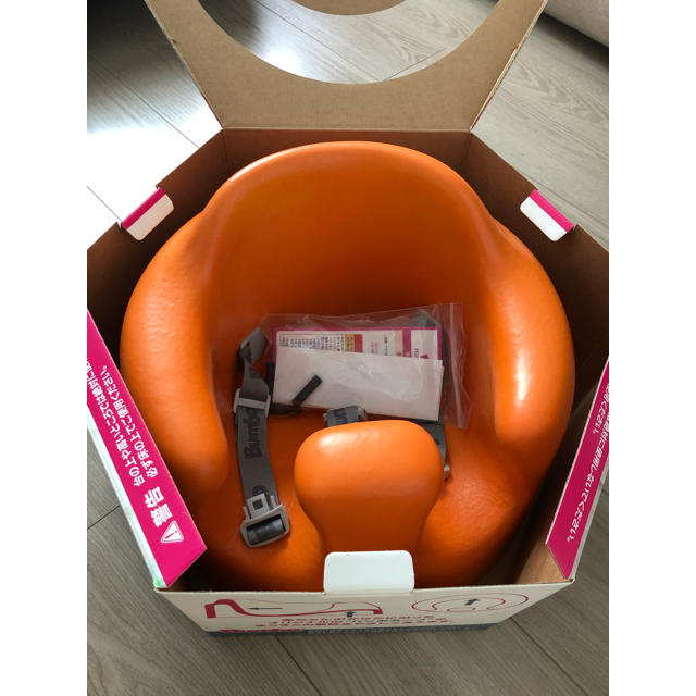 Bumbo(バンボ)のBUMBOバンボのベビーソファー キッズ/ベビー/マタニティの寝具/家具(その他)の商品写真