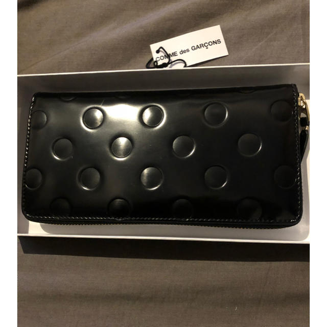 COMME des GARCONS(コムデギャルソン)の中古 コムデギャルソン 長財布 エンボス ブラック レディースのファッション小物(財布)の商品写真