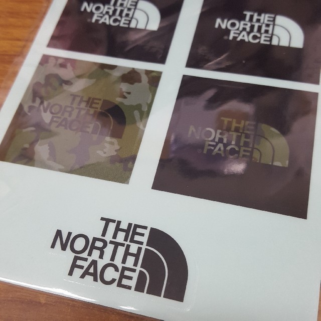 THE NORTH FACE(ザノースフェイス)のTHE NORTH FACE ノースフェイス ステッカー シール スポーツ/アウトドアのアウトドア(その他)の商品写真
