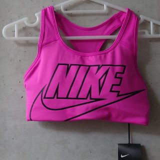 ナイキ(NIKE)の【Mサイズ】NIKE MED ノン パッド フューチュラ スポーツブラ(ベアトップ/チューブトップ)