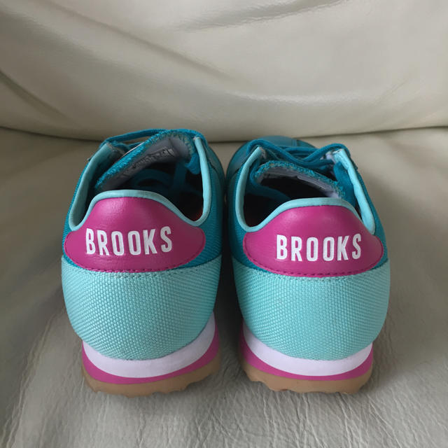 Brooks(ブルックス)のBROOKS ブルックス スニーカー レディースの靴/シューズ(スニーカー)の商品写真