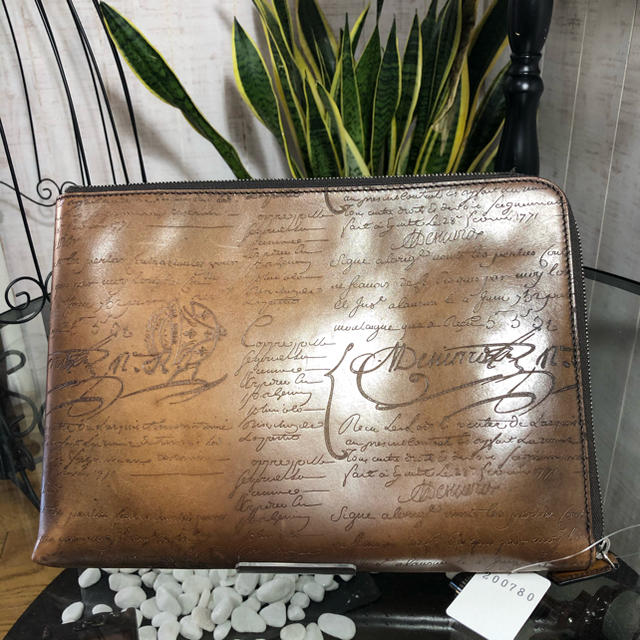 数々のアワードを受賞】 Berluti konan様 ベルルッティ クラッチ