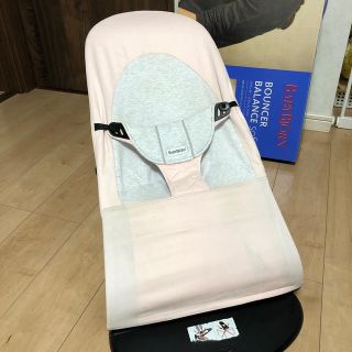 ベビービョルン(BABYBJORN)の【値下げ】バウンサー　ベビービョルン  ライトピンク(その他)