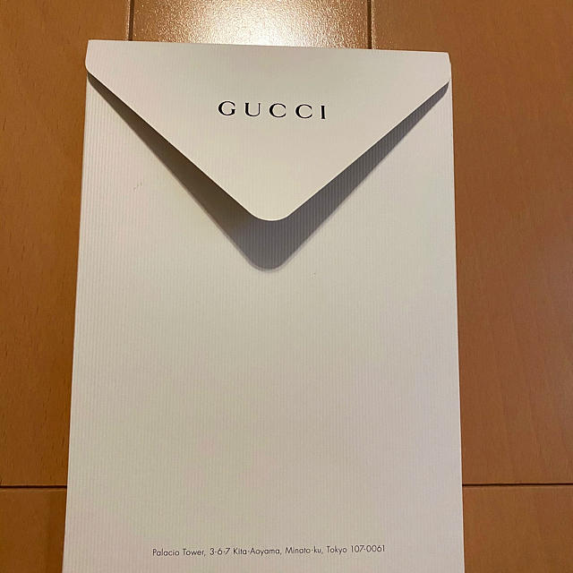 Gucci(グッチ)のGUCCI  フローラ　日本限定 コレクションカタログ エンタメ/ホビーの本(その他)の商品写真