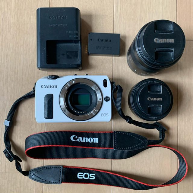 Canon EOS M ダブルレンズキット