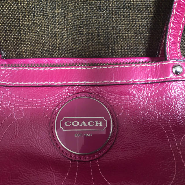 COACH(コーチ)のコーチ　トートバッグ　ワイン〜ピンク レディースのバッグ(トートバッグ)の商品写真