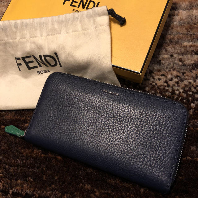 fendi フェンディセレリア バイカラー長財布 グリーンネイビー