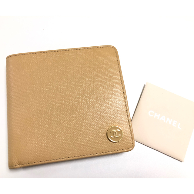 CHANEL(シャネル)の超美品　正規品CHANEL ココ　財布　ブラウンベージュ メンズのファッション小物(折り財布)の商品写真