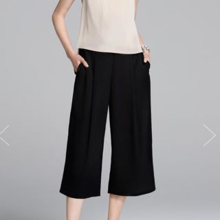 フォクシー(FOXEY)のWASHABLE SHARA SHARA PANTS Ⅱ （増産分）(カジュアルパンツ)