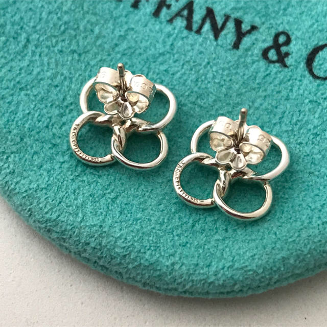 TIFFANY&Co.ティファニー四つ葉クローバーピアス-
