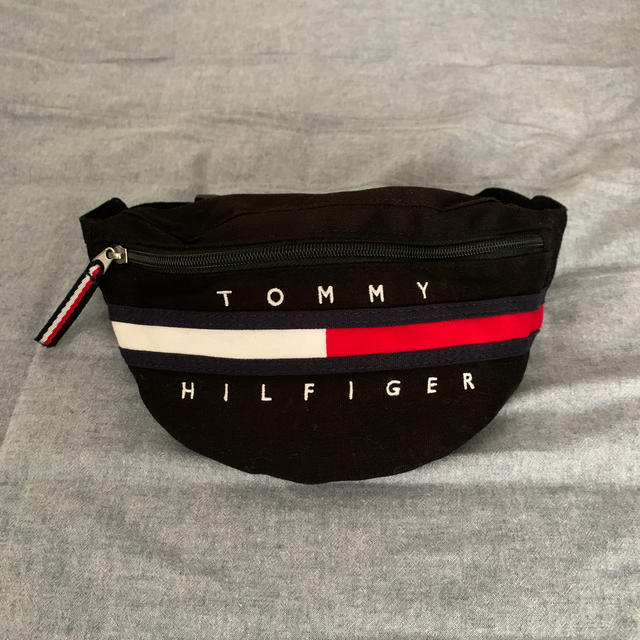 TOMMY HILFIGER(トミーヒルフィガー)のTOMMY HILFIGER ボディバック メンズのバッグ(ボディーバッグ)の商品写真