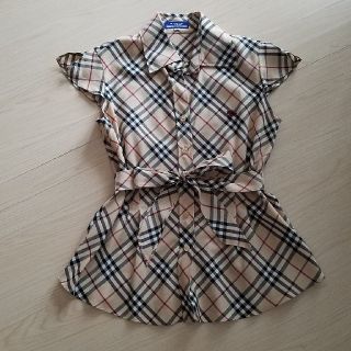 バーバリーブルーレーベル(BURBERRY BLUE LABEL)の美品　バーバリー　トップス(カットソー(半袖/袖なし))