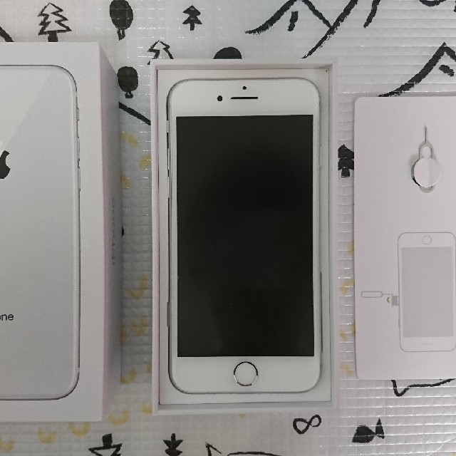 iPhone8 シルバー 64gb