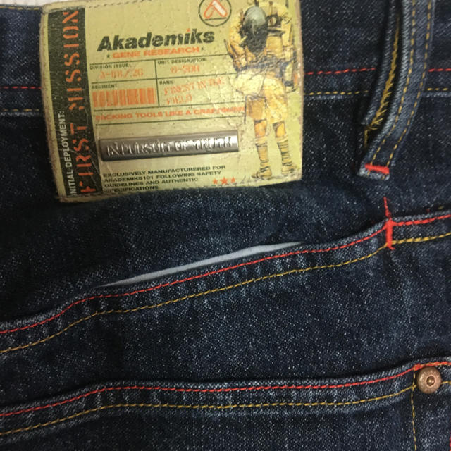 AKADEMIKS(アカデミクス)のAkademiks デニム　32 濃紺　美品 メンズのパンツ(デニム/ジーンズ)の商品写真