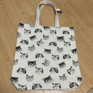 スリーコインズ(3COINS)のねこ柄バッグ♡新品(トートバッグ)