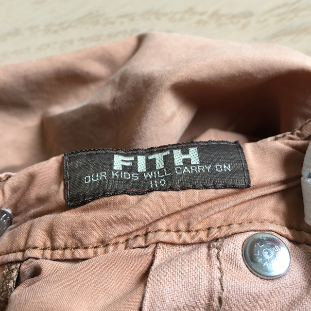 FITH(フィス)のFITH パンツ　110 キッズ/ベビー/マタニティのキッズ服男の子用(90cm~)(パンツ/スパッツ)の商品写真