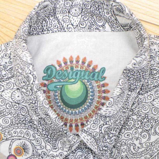 DESIGUAL(デシグアル)のデシグアル NATALIA ペイズリー グラフィック 総柄プリント シャツ L レディースのトップス(シャツ/ブラウス(長袖/七分))の商品写真