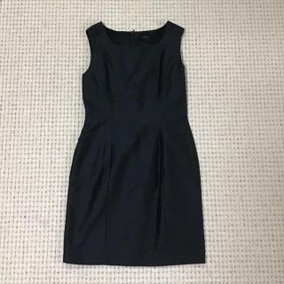 アダムエロぺ(Adam et Rope')の最終値下げ❗️ 【美品】secretaire ワンピース 結婚式 パーティー(ひざ丈ワンピース)