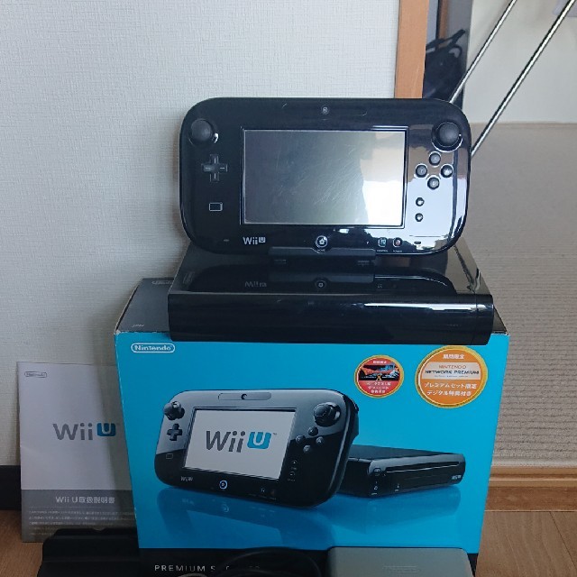 Wii U(ウィーユー)のWii U プレミアムセット KURO エンタメ/ホビーのゲームソフト/ゲーム機本体(家庭用ゲーム機本体)の商品写真