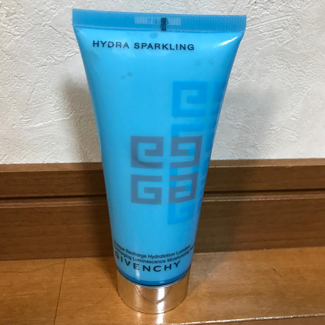 GIVENCHY(ジバンシィ)のジパンシー　イドラスパークリングマスク　100ml コスメ/美容のスキンケア/基礎化粧品(パック/フェイスマスク)の商品写真