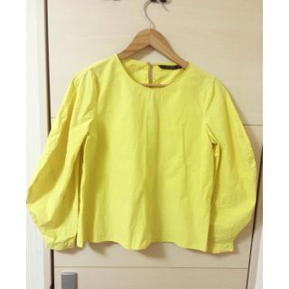 ザラ(ZARA)のイエロースモックトップス(シャツ/ブラウス(長袖/七分))