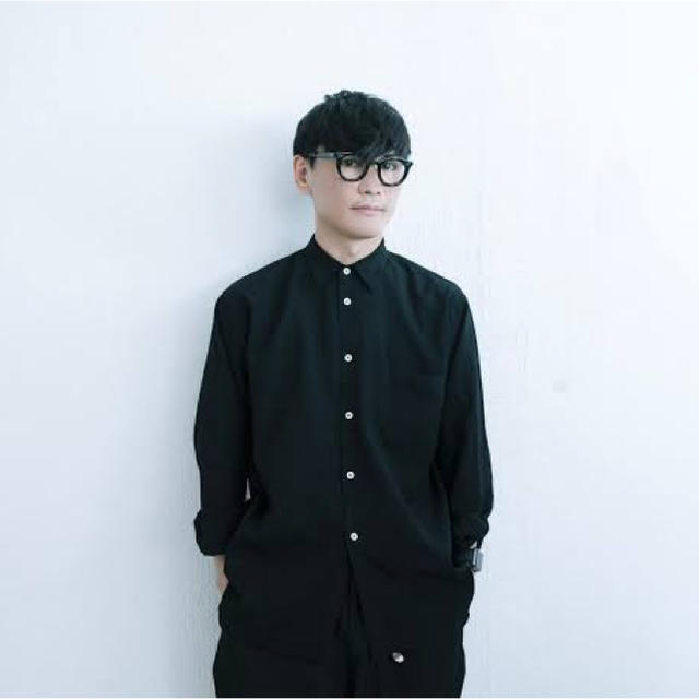 山口一郎着COMME des GARCONS HOMME PLUS縮絨シャツ - empleohay.co