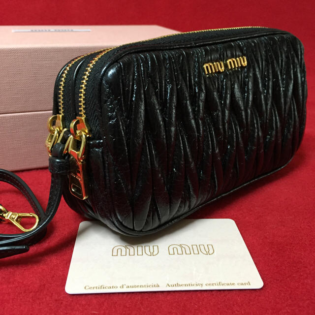 miumiu(ミュウミュウ)の★MiuMiu★人気ポーチ 5ZH010 レディースのファッション小物(ポーチ)の商品写真