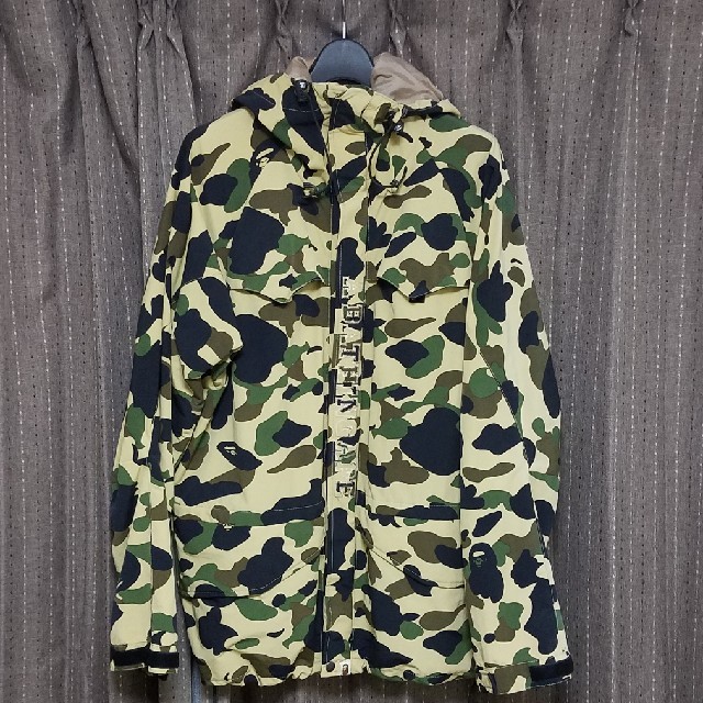 A BATHING APE  ア ベイシング エイプ