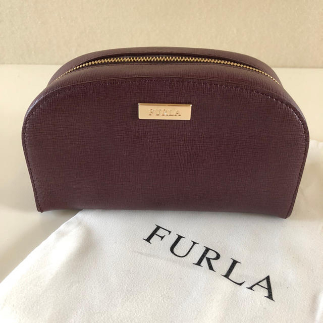 Furla(フルラ)のsaekoさま専用　フルラ　ポーチ　2個セット　新品 レディースのファッション小物(ポーチ)の商品写真