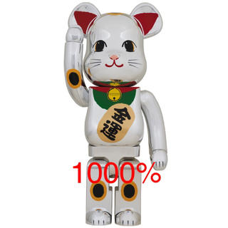 メディコムトイ(MEDICOM TOY)のBE@RBRICK 招き猫 銀メッキ 1000％(キャラクターグッズ)