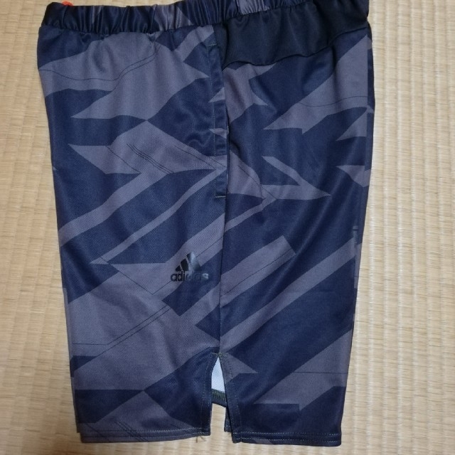 adidas(アディダス)のadidas　ハーフパンツ　JM　ショートパンツ　アディダス キッズ/ベビー/マタニティのキッズ服男の子用(90cm~)(パンツ/スパッツ)の商品写真