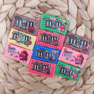 エムアンドエムアンドエムズ(m&m&m's)のMチョコ　お菓子　パーツ　10個(各種パーツ)