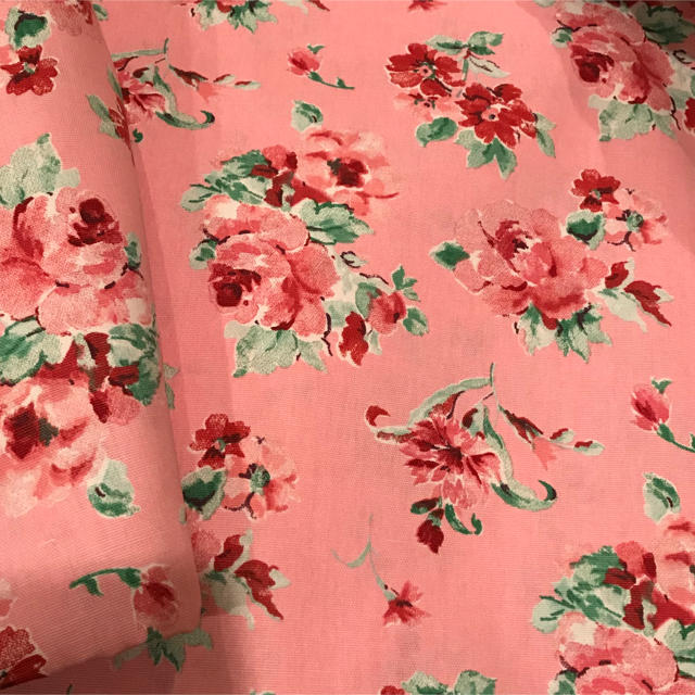 CROWSON ファブリック 紫陽花 1m