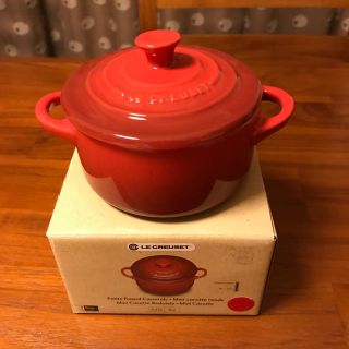 ルクルーゼ(LE CREUSET)のル・クルーゼ　ミニラウンドココット　チェリーレッド(食器)