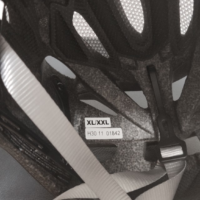 OGK(オージーケー)のOGK REZZA2  マットターコイズ XL/XXL 美品 スポーツ/アウトドアの自転車(その他)の商品写真