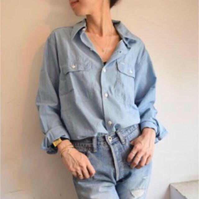 DEUXIEME CLASSE(ドゥーズィエムクラス)のマディソンブルー HAMPTON CHAMBRAY SHIRT シャンブレー レディースのトップス(シャツ/ブラウス(長袖/七分))の商品写真