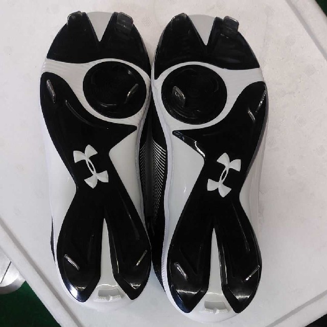 UNDER ARMOUR(アンダーアーマー)の特別価格！アンダーアーマー 26,0cm　 3020202 ベースボールシューズ スポーツ/アウトドアの野球(シューズ)の商品写真