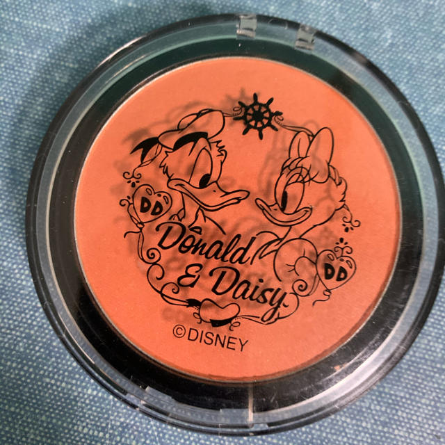 Disney(ディズニー)のチーク ドナルド＆デイジー  コスメ/美容のベースメイク/化粧品(チーク)の商品写真