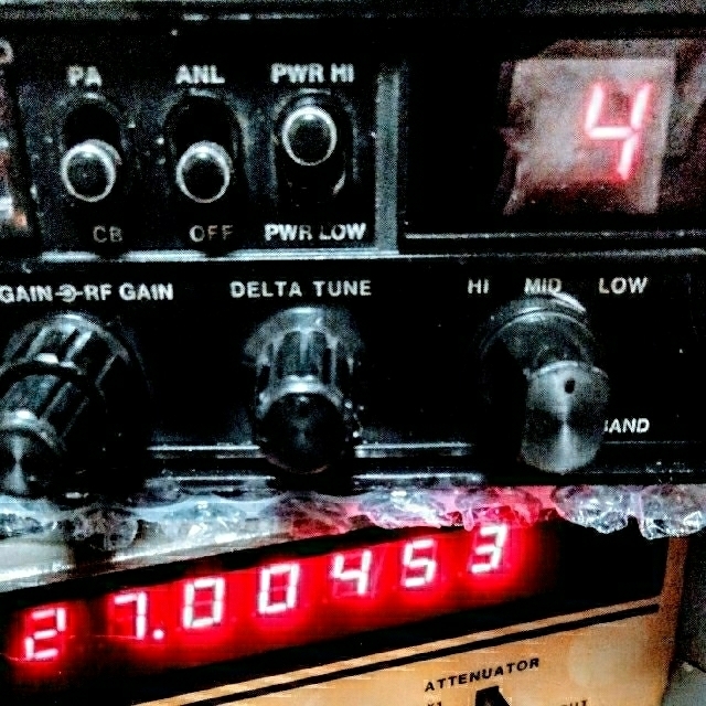 CHSER MC-3000 高性能CB無線機 10W スーパーモジュレーション エンタメ/ホビーのテーブルゲーム/ホビー(アマチュア無線)の商品写真