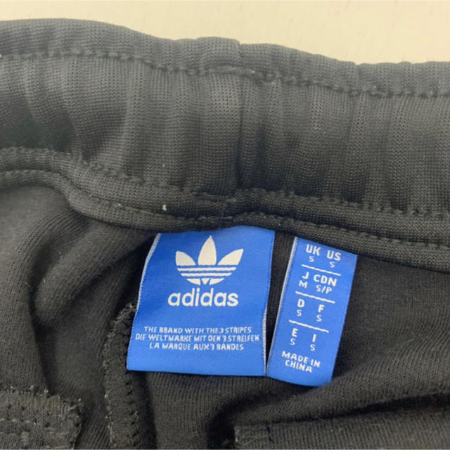 adidas(アディダス)の海外モデル adidas adidas アディダス 7分丈 トラックパンツ S メンズのパンツ(その他)の商品写真