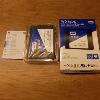 WD BLUE 500GB SSD (WDS500G2B0A)(PCパーツ)