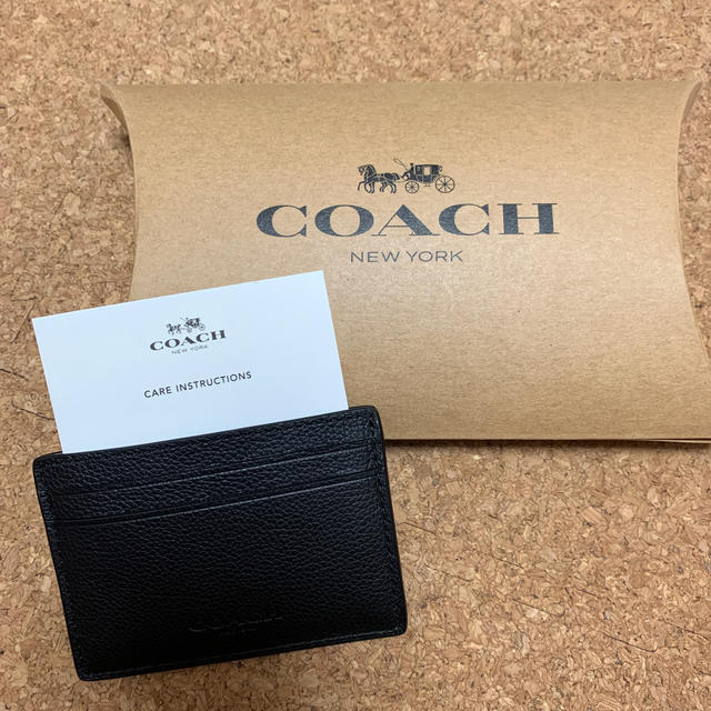 COACH(コーチ)のコーチカードケース　　新品未使用 レディースのファッション小物(名刺入れ/定期入れ)の商品写真