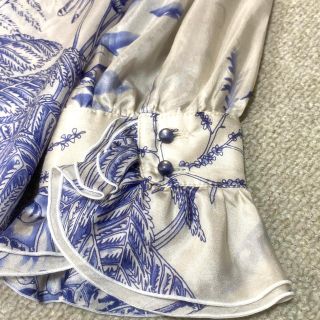 dinos - ダーマコレクション ボタニカル シルク フリルブラウス ブルー