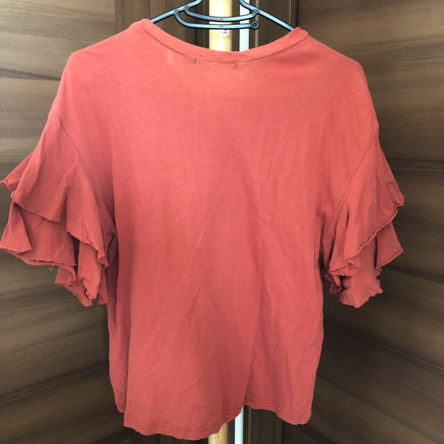 KBF(ケービーエフ)の専用-KBF 袖フリル半袖Tシャツ テラコッタ レディースのトップス(Tシャツ(半袖/袖なし))の商品写真