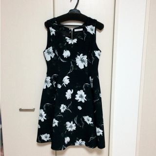 エミアトリエ 花柄ワンピース ワンピースの通販 10点 Emmi Atelierのレディースを買うならラクマ エミアトリエ 花柄ワンピース ワンピースの通販 10点 Emmi Atelierのレディースを買うならラクマ