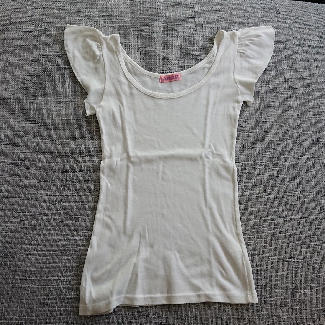 ANAP(アナップ)のANAP  フレンチフリルスリーブ Tシャツ レディースのトップス(Tシャツ(半袖/袖なし))の商品写真