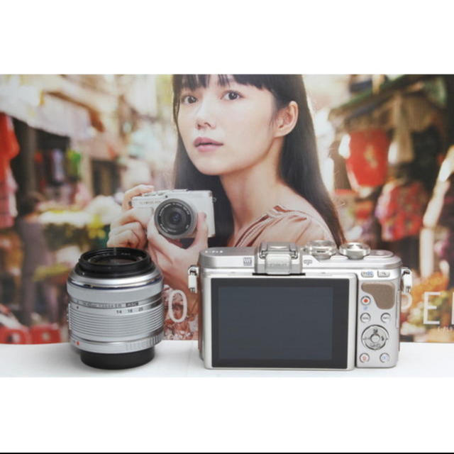 OLYMPUS(オリンパス)のOLYMPUS PEN E-PL8 レンズセット  スマホ/家電/カメラのカメラ(ミラーレス一眼)の商品写真