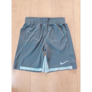 ナイキ(NIKE)のNIKE Sサイズ　SALE4月31日まで。(パンツ/スパッツ)