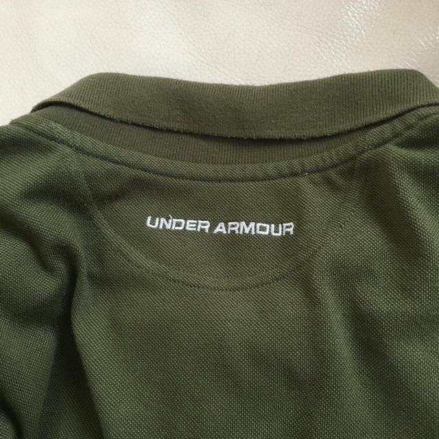 UNDER ARMOUR(アンダーアーマー)のアンダーアーマー　半袖ポロシャツ　モスグリーンXXL 2xl メンズのトップス(ポロシャツ)の商品写真